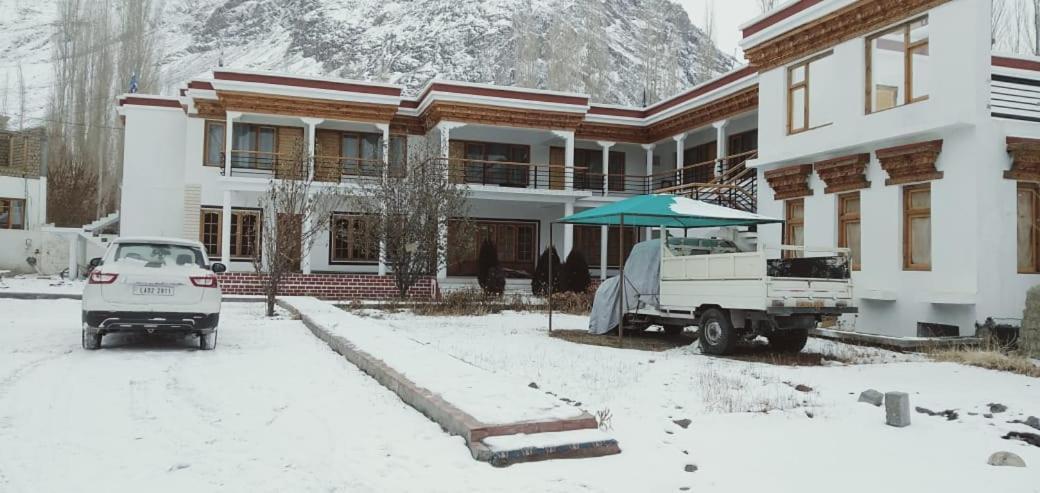 Hotel Nubra Residency Charāsa Kültér fotó